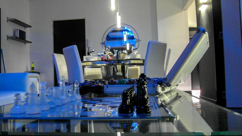 Modern Luxury Lower Penthouse Unit Manila Zewnętrze zdjęcie