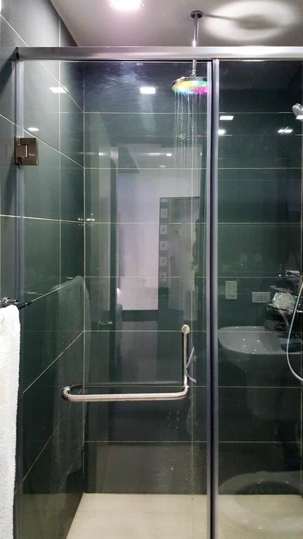 Modern Luxury Lower Penthouse Unit Manila Zewnętrze zdjęcie